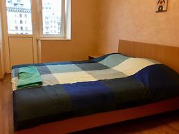 LUXKV Apartment on Kievskaya