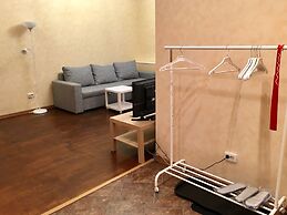 LUXKV Apartment on Kievskaya