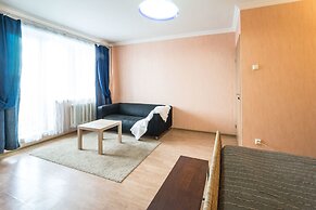 Hello Apartment on Kolomyazhskiy 36