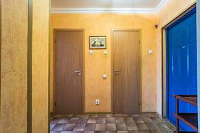 Hello Apartment on Kolomyazhskiy 36