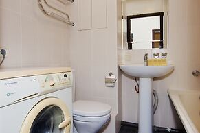 LUXKV Apartment on Gerasima Kurina