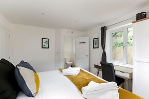 Hertford Serviced Apartments by Paymán Club