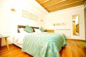 Westlake Longshang Boutique Hotel