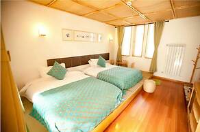 Westlake Longshang Boutique Hotel