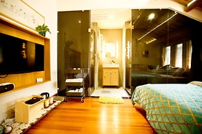 Westlake Longshang Boutique Hotel