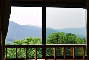 Westlake Longshang Boutique Hotel