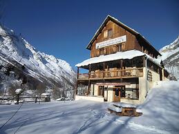 Auberge Du Pont De L'Alp