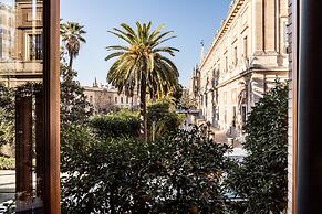 Puerta Catedral Indias Lofts