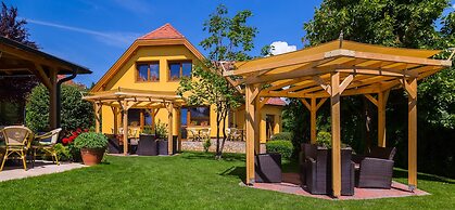 Hotel Mayer Alsoörs