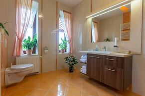 Hotel Mayer Alsoörs