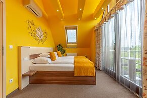 Hotel Mayer Alsoörs