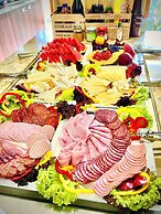 Hotel Mayer Alsoörs