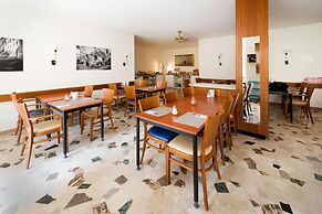 HOTEL ATLANTICO self check-in