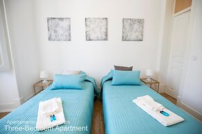 Akicity Lisboa In III