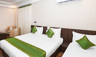 Treebo Durga Boji Grand, Gonikoppal Town