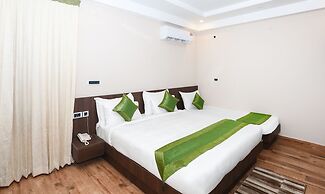 Treebo Durga Boji Grand, Gonikoppal Town