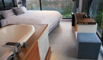 Villa Iris