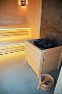 Flora hotel apartments