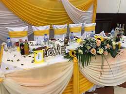 Flora hotel apartments