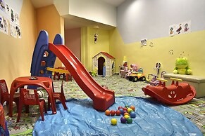 Flora hotel apartments