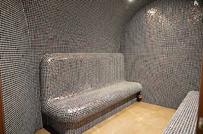 Flora hotel apartments