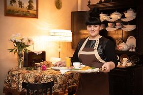 Sovetskaya Themed Hotel