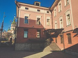 Sovetskaya Themed Hotel