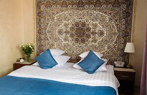 Sovetskaya Themed Hotel