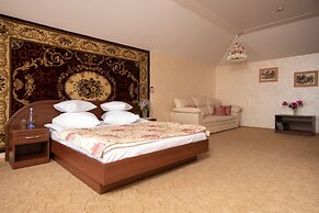 Sovetskaya Themed Hotel