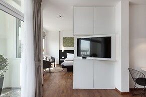 Tao Riverside Residence