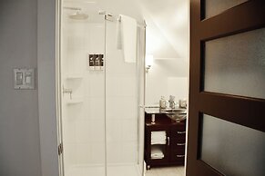 Hôtel du Vieux Port by Bower Boutique Hotels