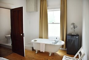 Hôtel du Vieux Port by Bower Boutique Hotels