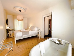 Hôtel du Vieux Port by Bower Boutique Hotels