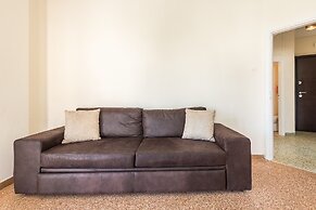 Super Paradise Apartments