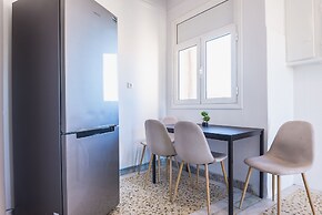 Super Paradise Apartments