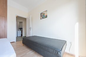 Super Paradise Apartments