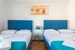 Super Paradise Apartments