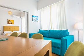 Super Paradise Apartments