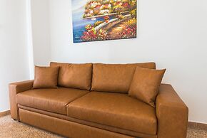 Super Paradise Apartments