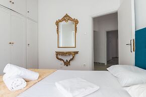 Super Paradise Apartments