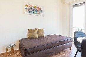 Super Paradise Apartments