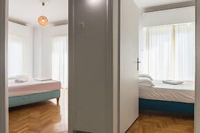 Super Paradise Apartments