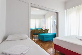 Super Paradise Apartments