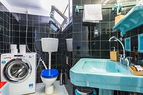 Super Paradise Apartments