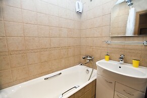 Kvart Boutique Smolenskaya