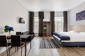 Nomera na Nevskom 111