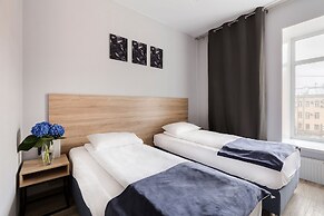 Nomera na Nevskom 111