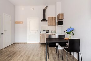 Nomera na Nevskom 111