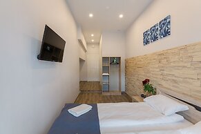 Nomera na Nevskom 111