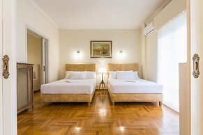 Victoria Queens Paradise Apartments